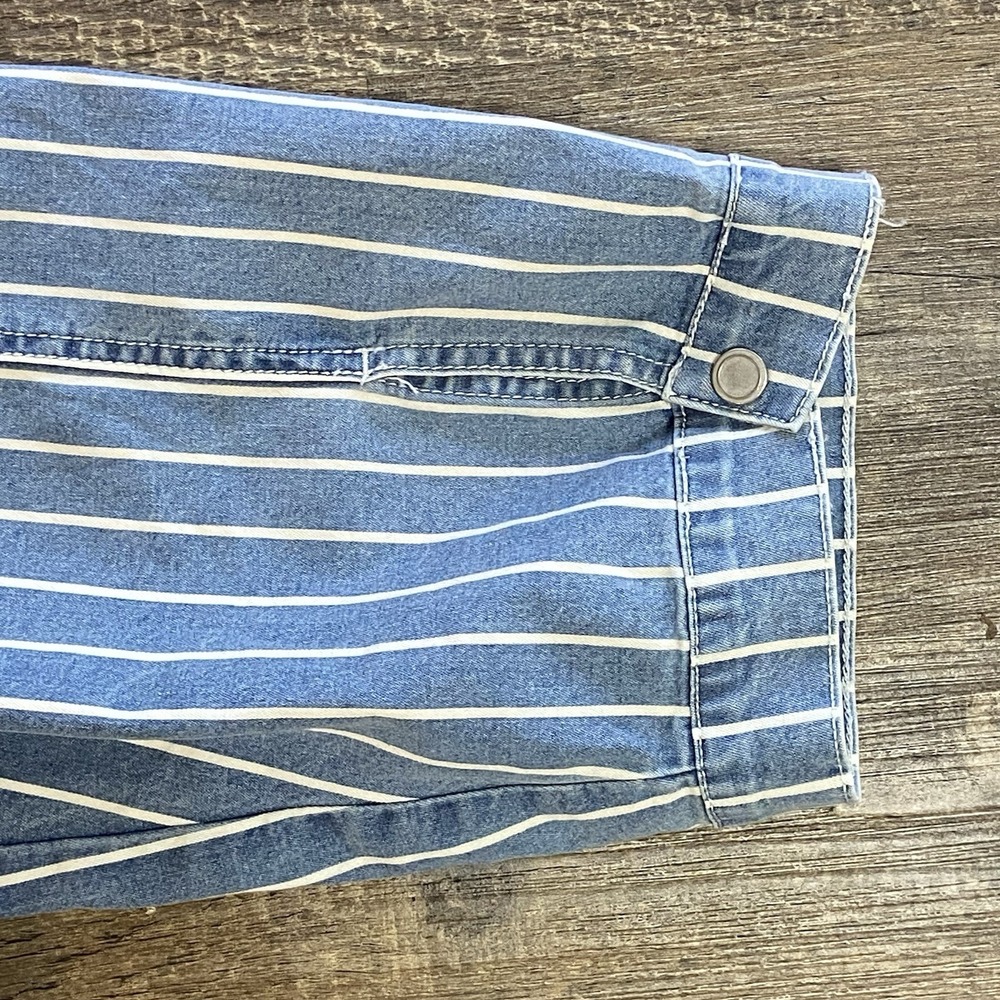 One5One Denim Stripe Cold Shoulder Cropped Top 3X Y2K Revival Western Rodeo Chic - Picture 8 of 13